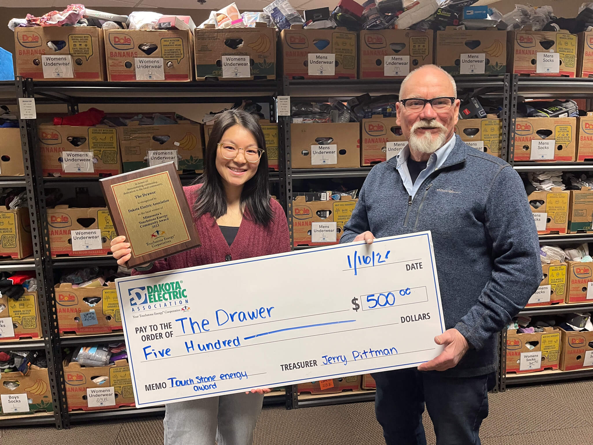 Dakota Electric Community Award - Dakota Electric Association®